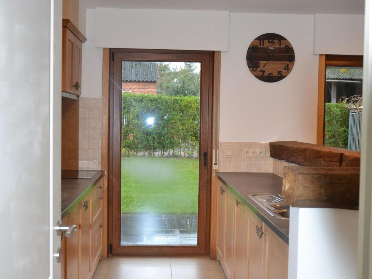 Welcoming Villa In Puivelde With Terrace Garden Barbeque Exterior photo